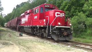 CP 2251 Leads B66 North at Baxter RD