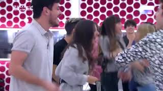 Roi intenta dar un BESO en la boca a Cepeda | OT 2017