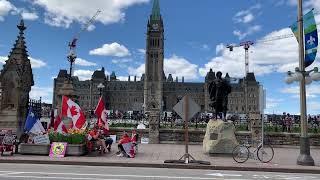 Downtown Ottawa Parliament Hill / Wellington Re-Opens / Covid / Truckers