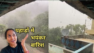 पहाड़ों में  ओलें की बारिश😳 heavy rainfalls in mountain village ।।