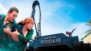 Owen and Claire queue video - Jurassic World VelociCoaster