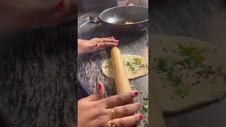 Tandoor vale aalo k prathe #aalo #pratha #prathe #aaloparatha #cookingvideo #easycooking #easyrecipe