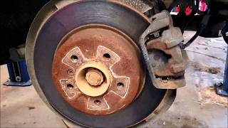 How to Loosen a Stuborn Axle and Hub