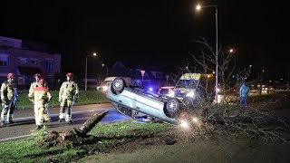 Auto vliegt uit de bocht en slaat over de kop in Nijmegen