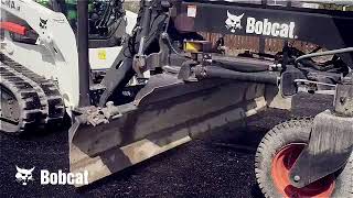 Мини погрузчик Bobcat с грейдерным отвалом