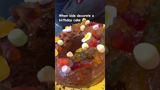 when kids decorate a birthday cake🤣 #shorts #shortvideo #cake #cakedecorating #ytshorts