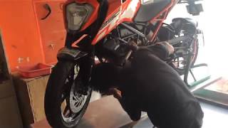 First Servicing of 2017 KTM Duke 250/390.