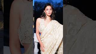 Alia Bhatt 🥰 is so cutie 💕 and beautiful actress 😍 #shorts #youtubeshorts #aliabhatt 🥰 #love ♥️.