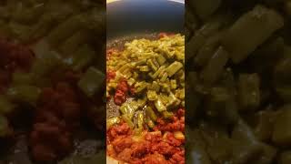 longaniza y nopales con huevo