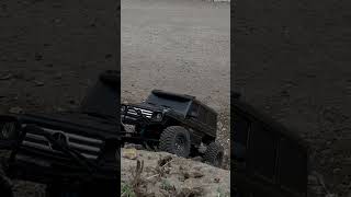 Гелик просто лезет в гору с препятствиями)) #rc #traxxas #trx #trx4bronco #axial #axialwraith