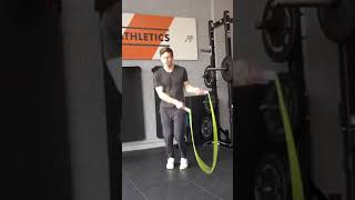 Dude Shows Amazing Skills With Jump Rope