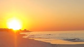 🌞🏖Beach walk at sunrise!😎 #beach #beachvibes #florida #fun #nature #waves #relaxing #gulfofmexico