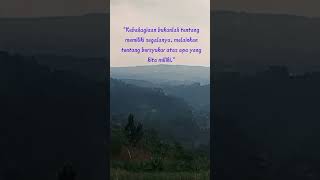 "Kebahagiaan bukanlah tentang memiliki segalanya, #quotes #jalanterang