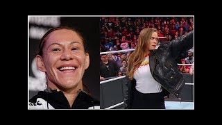 عدوة روندا روزي تقدم خدماتها لمصارعات WWE من أجل هزيمتها