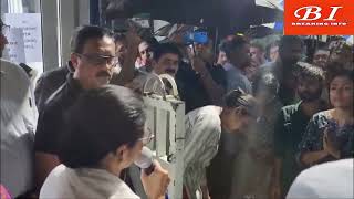 CM Mamata Banerjee speaks with the junior doctors who are standing at the door of her residence