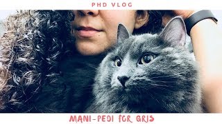 PhD Vlog: Gris Got a Mani Pedi