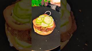 Chicken Burger 🍔#short#shortvideo #viralreels #burger #cooking