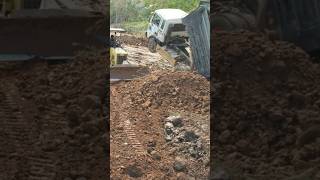 Incredible Dump Truck Fly Back #dumptruck #Flyback