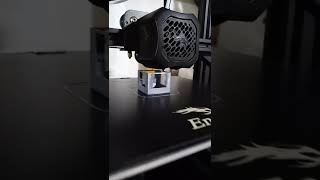 Ender 3 v2 printing a box