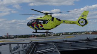 **Nieuwe** Traumahelikopter (PH-UMC) land en stijgt op vanaf helidek op het Radboud UMC in Nijmegen