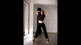 at least i tried 🤭 #arianagrande #dangerouswoman #dance #dancecover #kpop #fyp #shorts