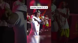 Lamine Yamal at Spain's Euros title parade 😂🕺