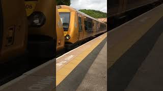 West Midlands Railway Class 172s departing Ledbury with some tones! [172 004]+[172 006] #train