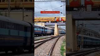 उपर ट्रेन नीचे ट्रेन ब्लू icf #indianrailway #expresstrain