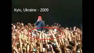 Limp Bizkit fun with the crutch, Kyiv, Ukraine 2009