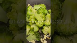 Broccoli stir fry #broccoli #broccolirecipe #shortvideo #shorts #short #viralvideo #viralshorts