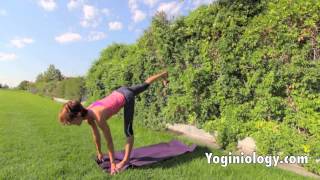 7 Minute Legs N' Buns Yoga Flow: Yoga for Buns, Legs, & Thighs Sculpting Workout