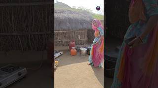 गोबर के कच्ची झोपड़ी में पंखा कैसे लगाएं / How to install a fan in a cow dung hut / #shorts #poonam