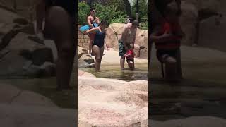 Stingray interaction at Sea World