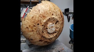 Coring a natural edge burr / burl #Woodcut-Tools #woodturning