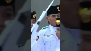 MENTERI AHY MENANGKAN BUSANA ADAT TERBAIK