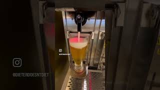 Automatic draft beer machine at JAL First Class Lounge #dieterdoesntdiet #travel #food #japan