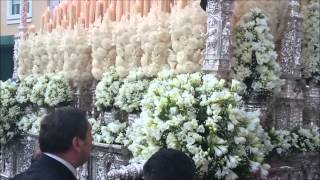 Virgen del Rosario de Montesión por la Plaza del Duque. Semana Santa de Sevilla 2015