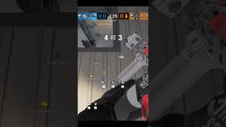 Aimbot Glitching 😅 #rainbowsixsiege #hidroid #r6siege #shorts