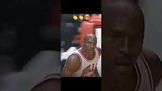 Michael Jordan Incredible goal, incredible aerial action.#michael#jordan#23#bulls