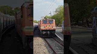 ARAKKONAM WAP4 THUNDERS PAST FATEHNAGAR ⚡⚡😍