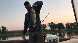 Slayin LARGEMOUTH Bass on the Chatterbait