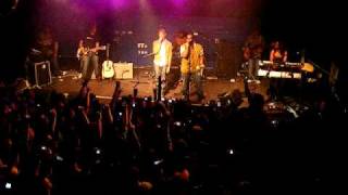 B.o.B - Nothin' On You - live balcony view from KCLSU London 27May2010