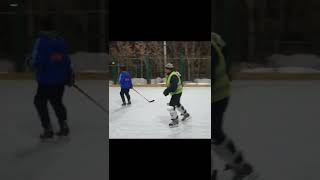 Уличный хоккей с шайбой #shorts #hockey #хоккей #хоккеист #хк #любительскийхоккей #спорт