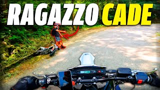 TROVO UN RAGAZZO A TERRA CADUTO DALLA MOTO | No Clickbait.