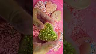 Little pink hearts crumbling #asmr #relax #satisfying #gymchalkcrushing