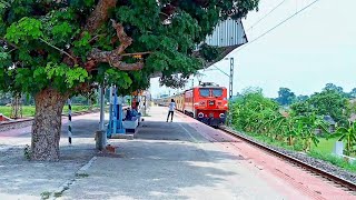 Speedy Train Crossing WAP-4 Kaviguru+ Raxaul+Malda Intercity+Azimganj Ex Attack (ER) Indian Railways