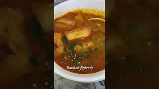 Sup Tomyam Ikan Goreng makan dengan Kon Loh Mee / Nasi di One One Fish Soup (Arizan Ikhlas Sdn Bhd)