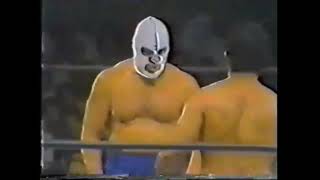 Jumbo Tsuruta & The Destroyer vs Manuel Soto & Mil Mascaras 8/18/1977