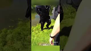 Dr*g Dealer jumps in WATER to escape police! 😲 #crime #police #uk