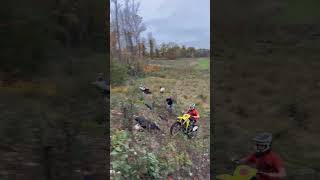 Suzuki RMZ250 Dirtbike Jump!